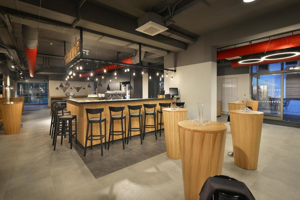 Hotel Element Lipno nad Vltavou Ngoại thất bức ảnh