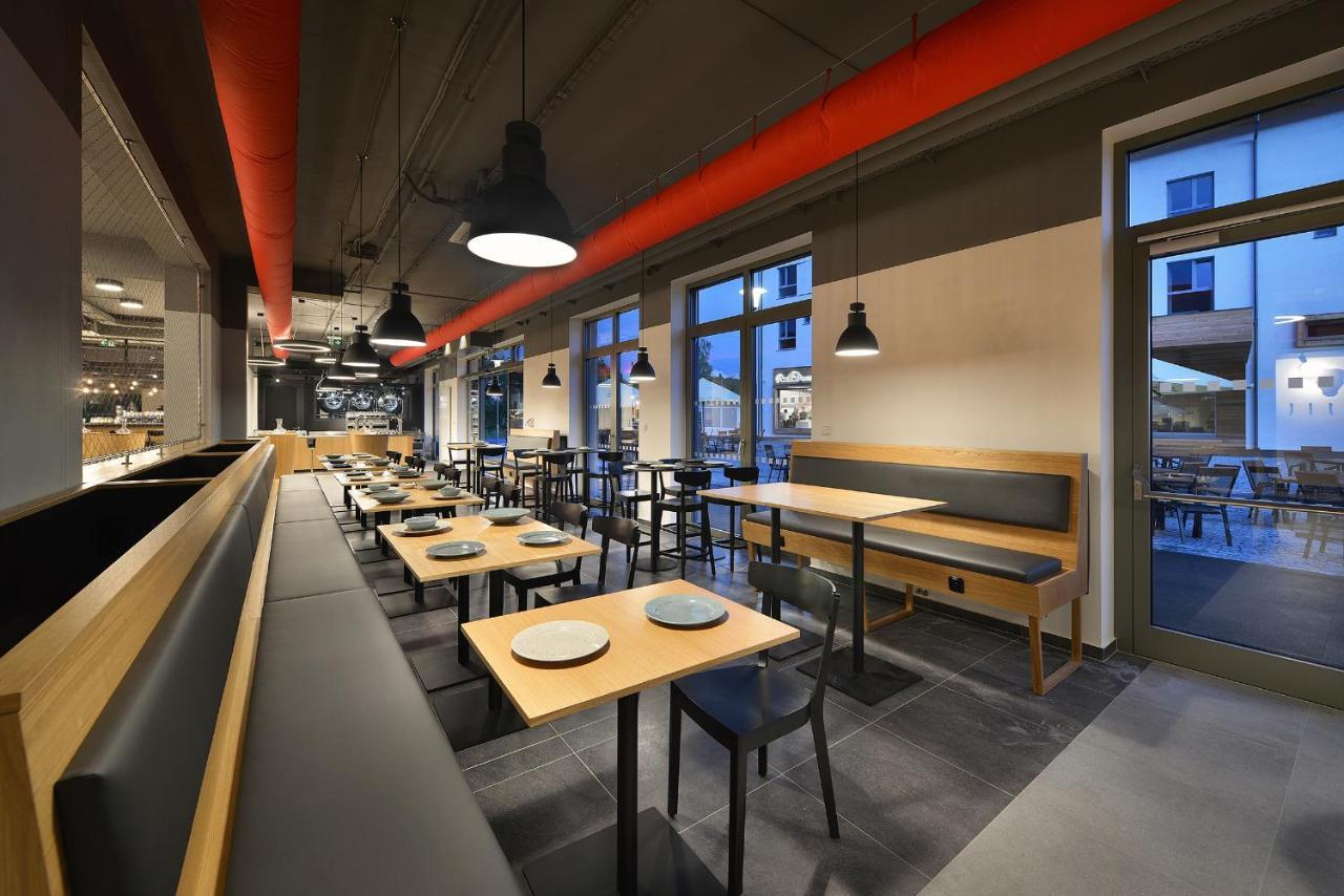 Hotel Element Lipno nad Vltavou Ngoại thất bức ảnh