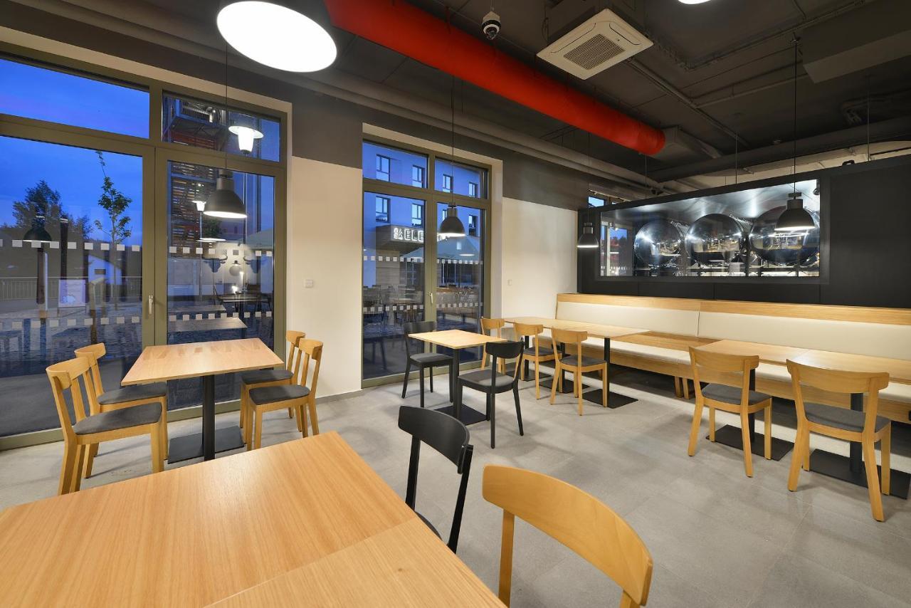 Hotel Element Lipno nad Vltavou Ngoại thất bức ảnh