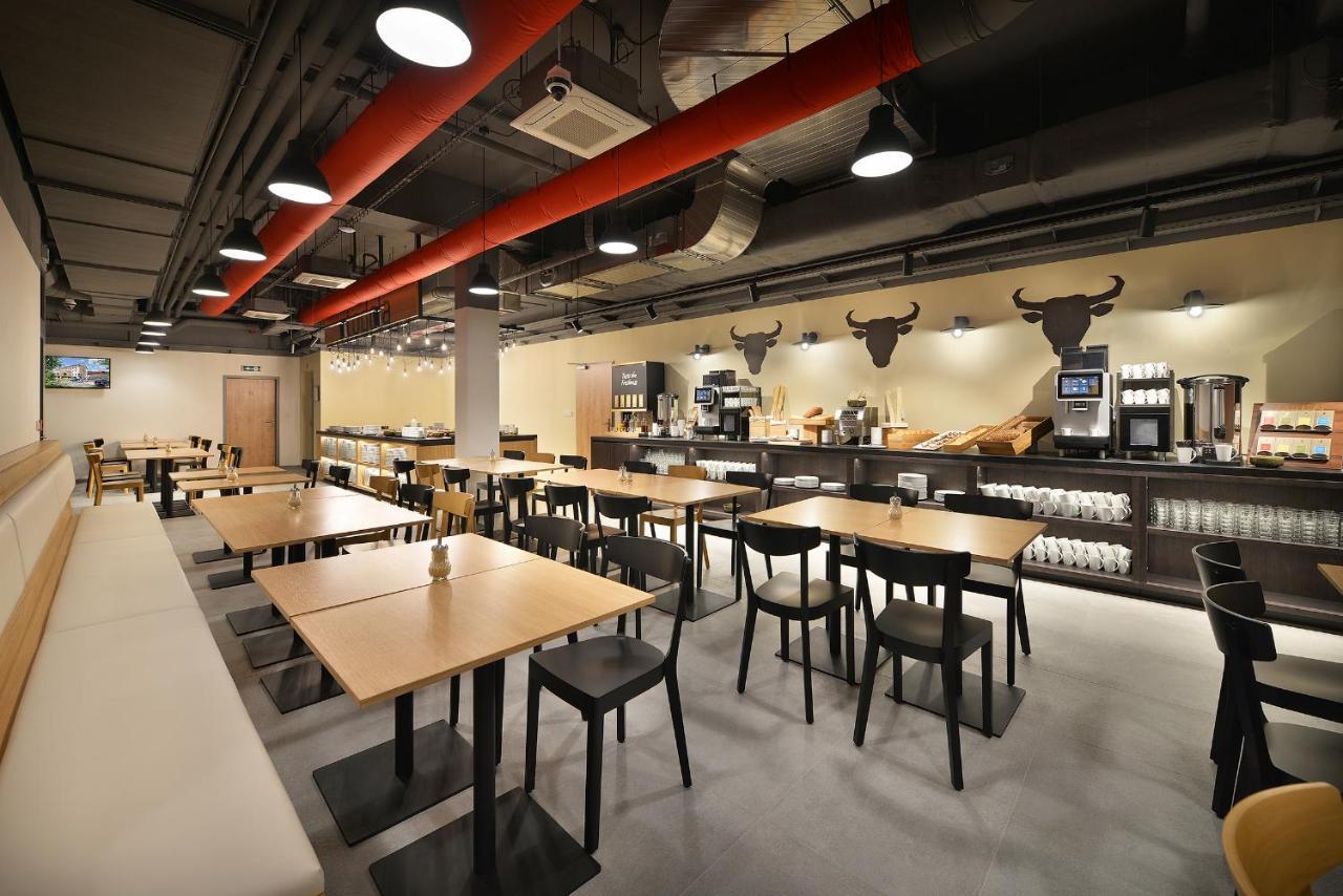 Hotel Element Lipno nad Vltavou Ngoại thất bức ảnh