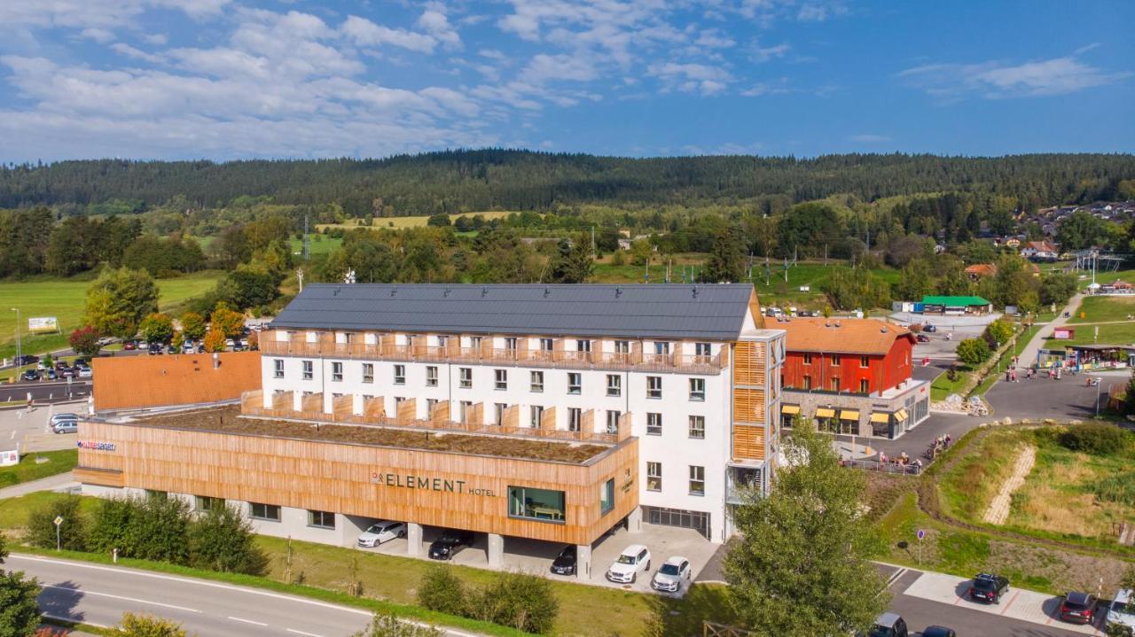Hotel Element Lipno nad Vltavou Ngoại thất bức ảnh