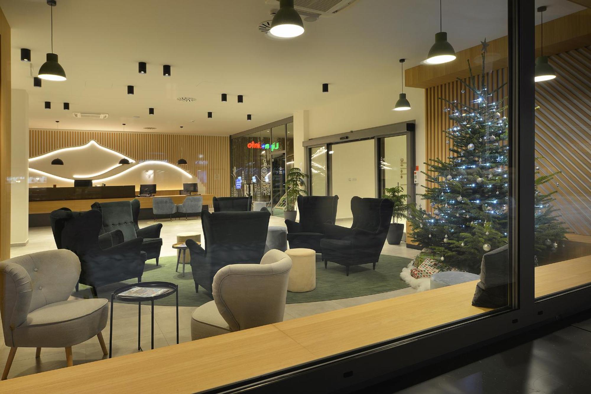 Hotel Element Lipno nad Vltavou Ngoại thất bức ảnh